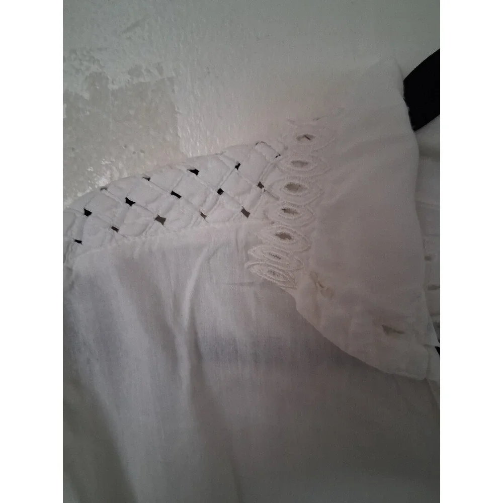 N/A this white
